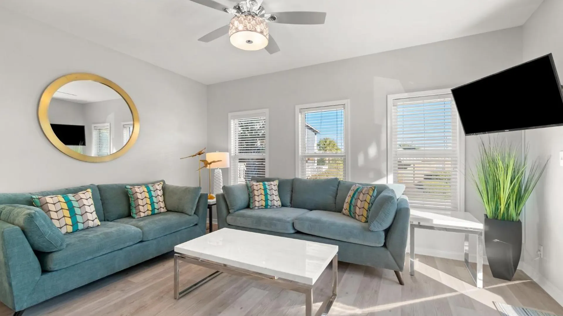 Claire De Lune With Private Beach Access Destin