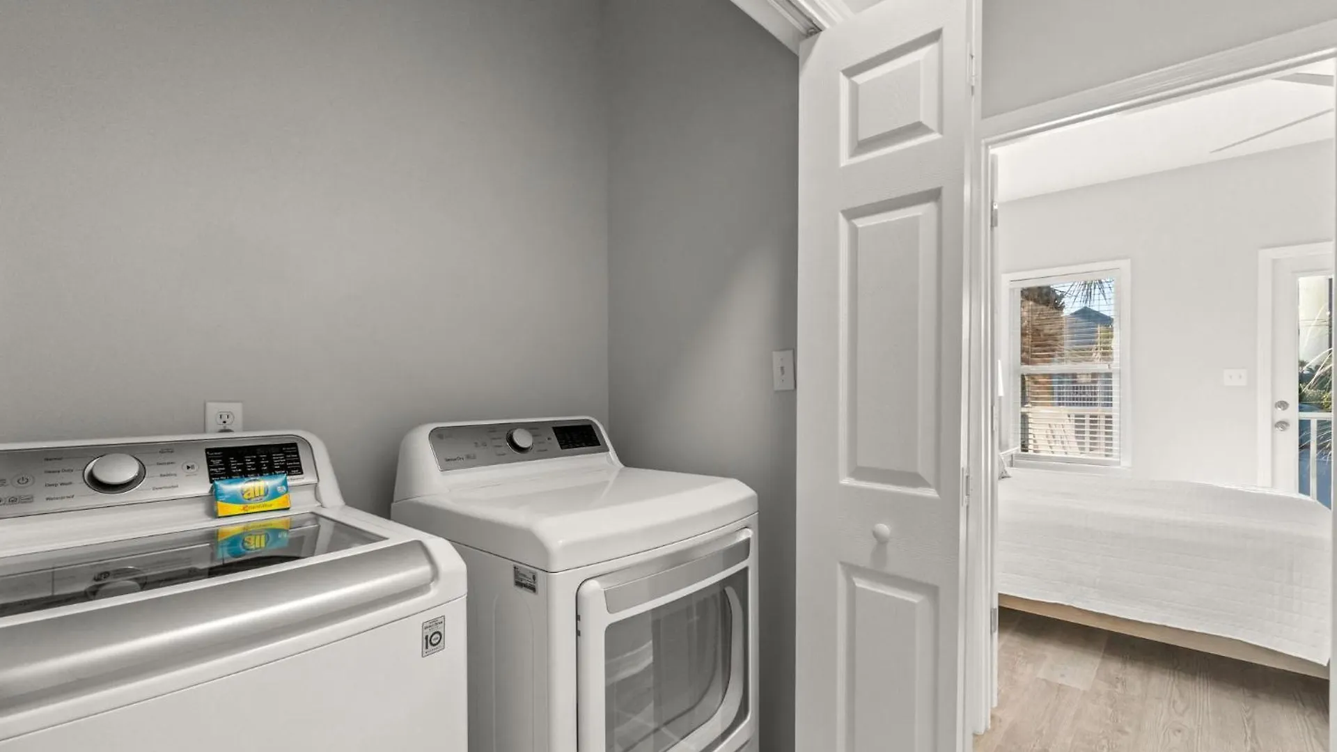 Claire De Lune With Private Beach Access Destin Holiday home