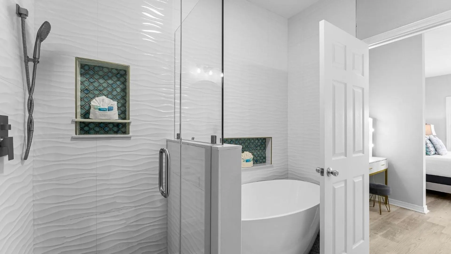 Claire De Lune With Private Beach Access Destin
