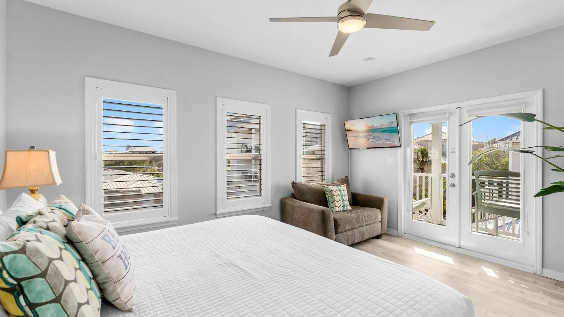 Claire De Lune With Private Beach Access Destin